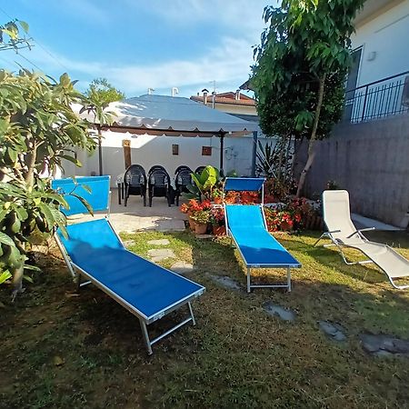 Vacanze A 维亚雷焦 外观 照片